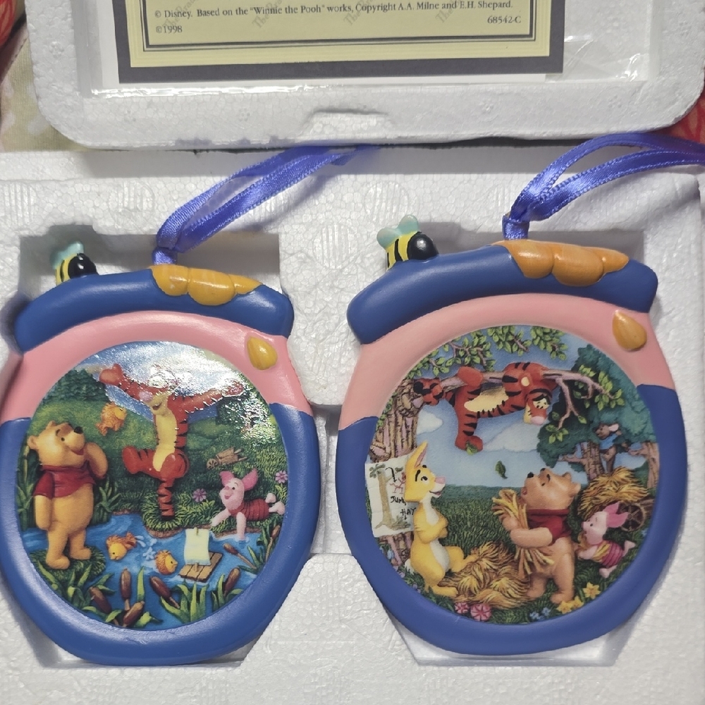 Disney Winnie the Pooh Colorful Ornament Set